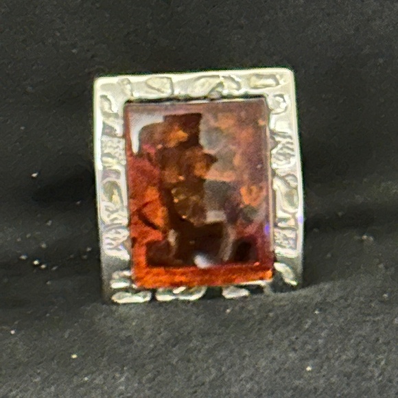 925 Sterling Silver Baltic Amber ring rectangular stone w/textured border & band - Picture 2 of 15